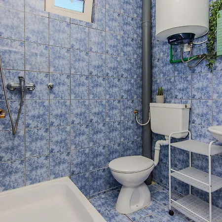 Apartamento Gorgeous In Mala Slatina With Wifi